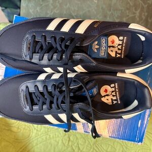 Adidas Terry Fox 40th Anniversary Orion Shoes. Women 7.5. Perfect Condition